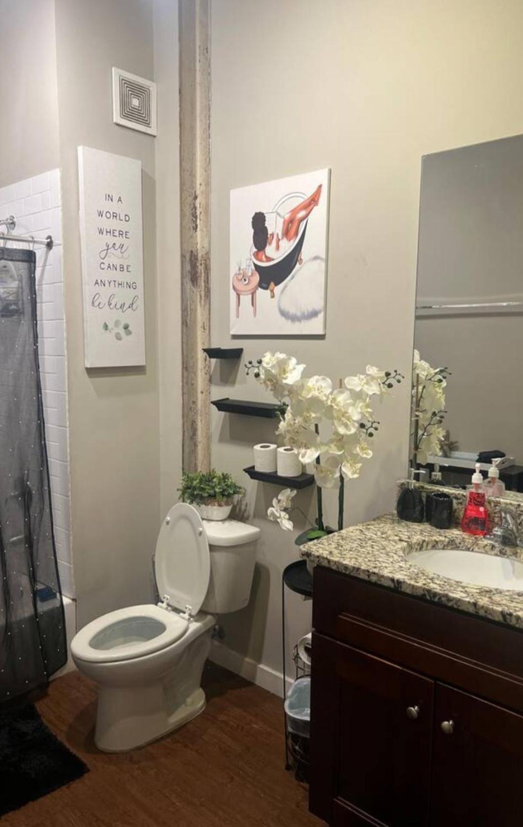 Beal Street View Apartment